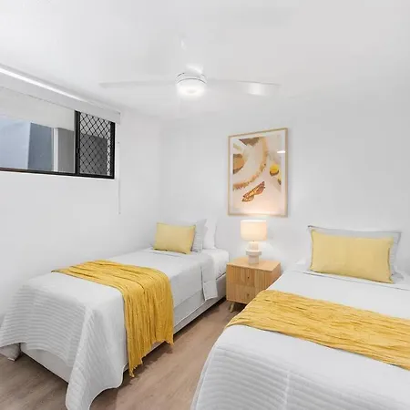 Amazing Beach View And Perfect Location Kirra Gold Coast Exterior photo